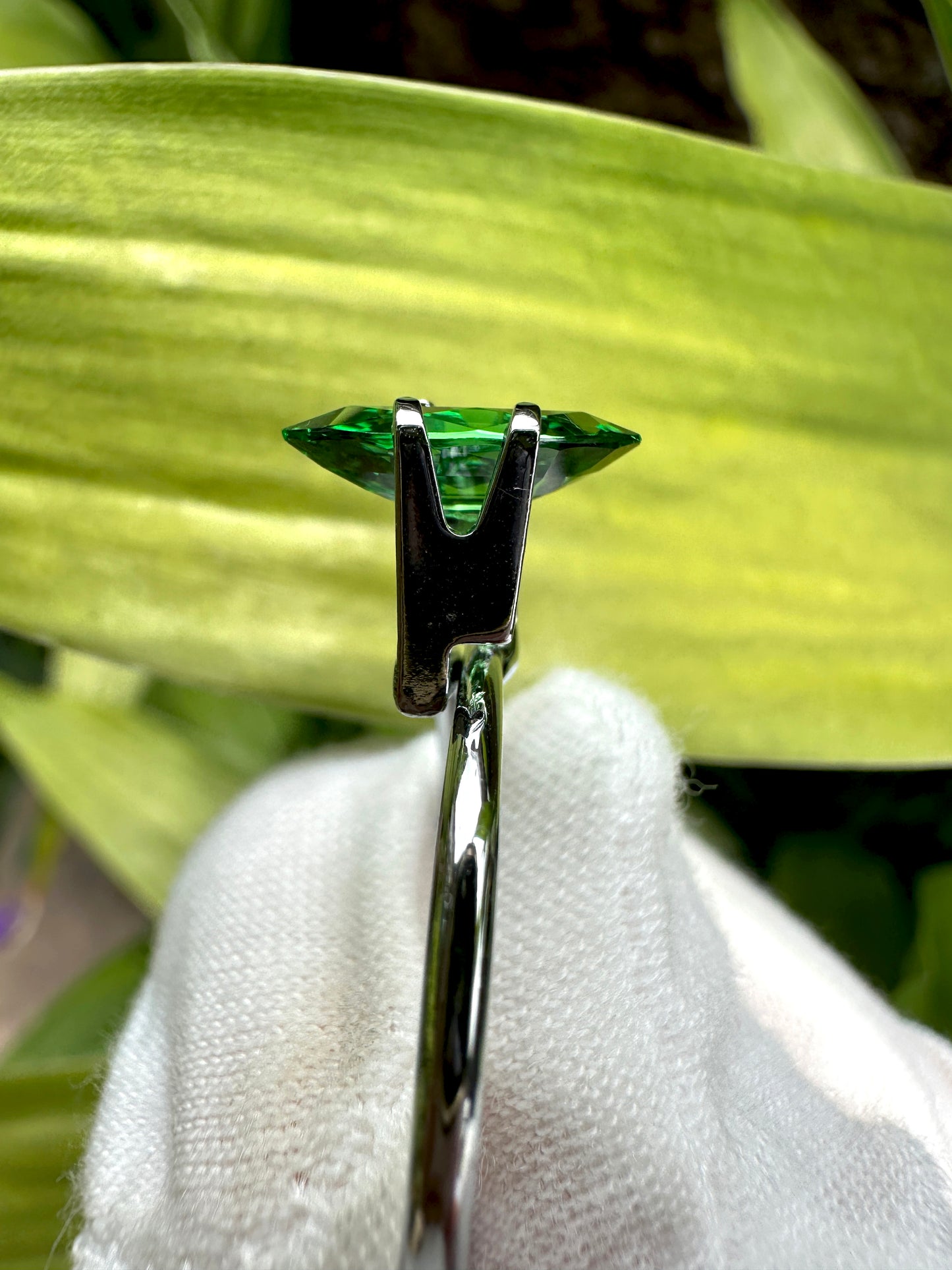 Natural Green Tsavorite | 1.31 Carats