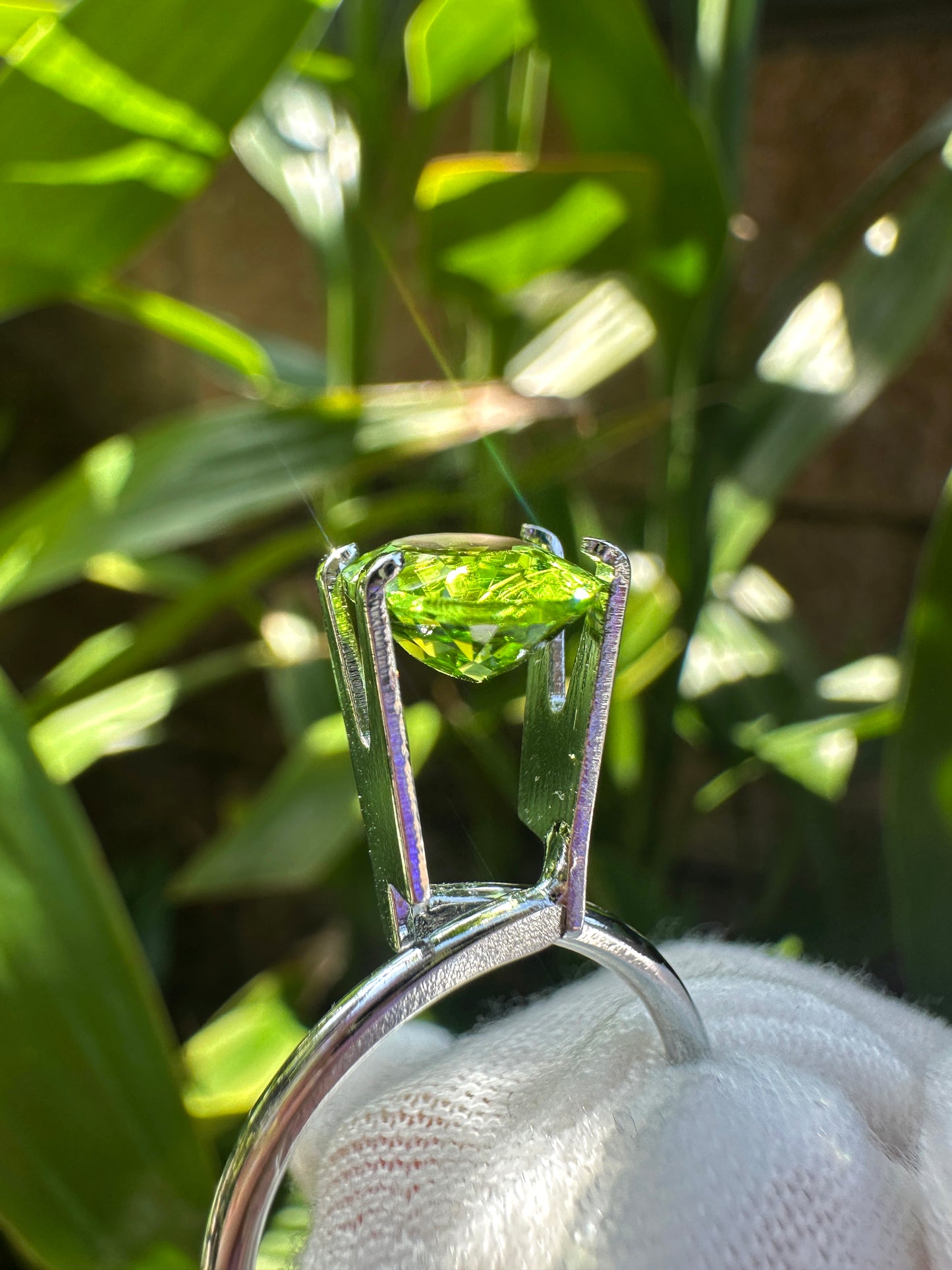 Natural Peridot｜2.66 Carats