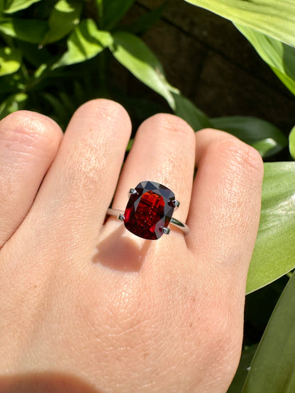 Natural Red Spessartine Garnet | 3.38 Carats