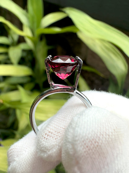 Natural Purplish Red Rhodolite Garnet | 3.55 Carats