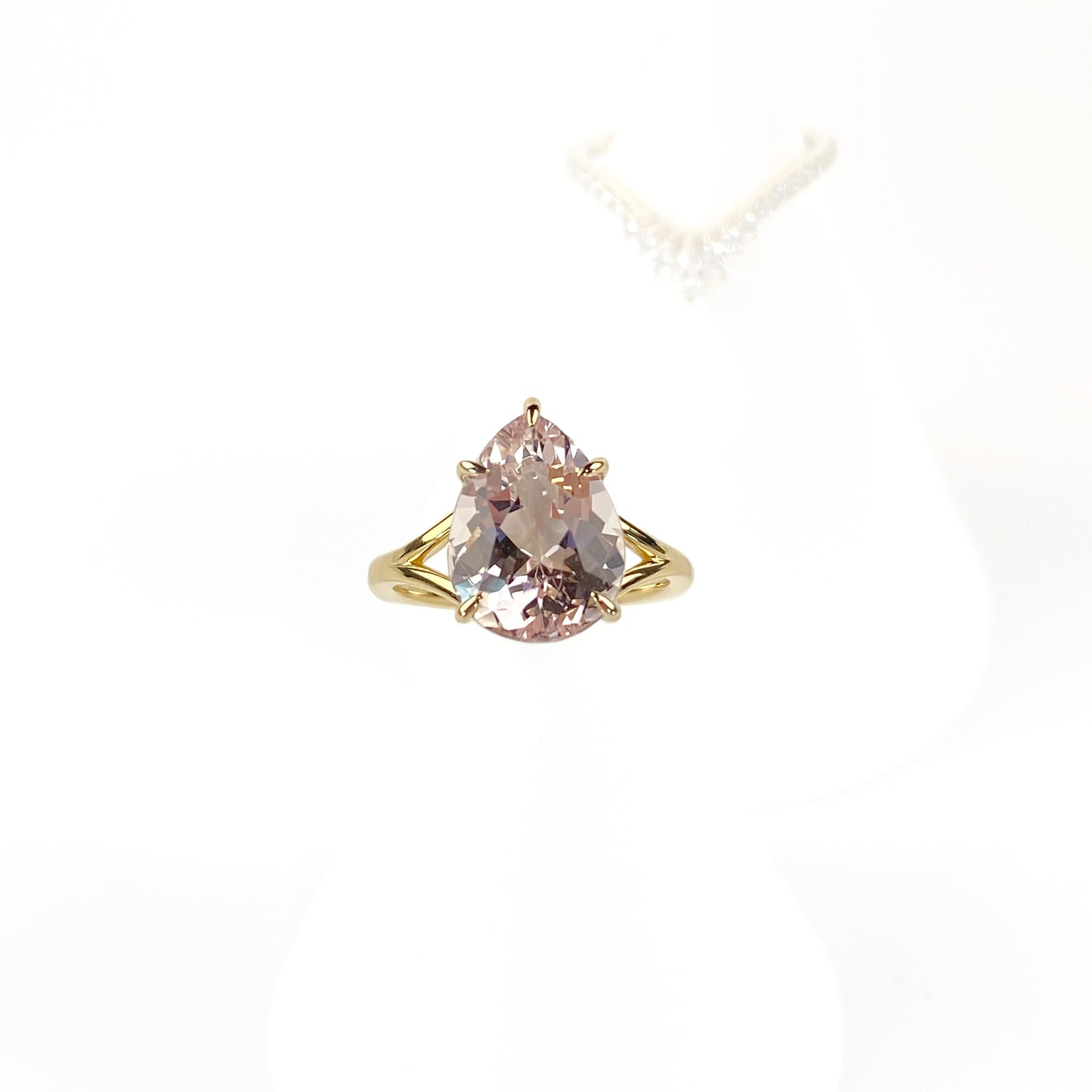 Valentina | 14K Yellow Gold Morganite Ring