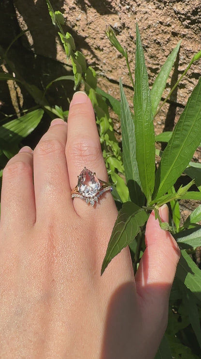 Valentina | 14K Yellow Gold Morganite Ring